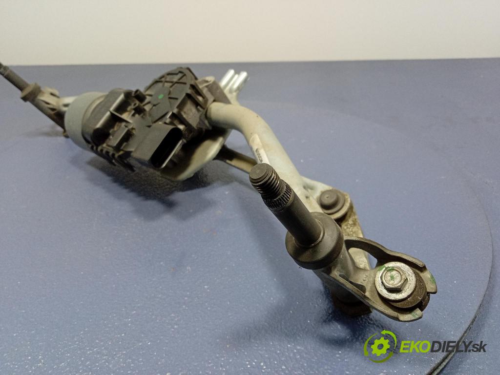 Peugeot 208 2017 mechanizmus motor: Stierače: Predné 0390241589