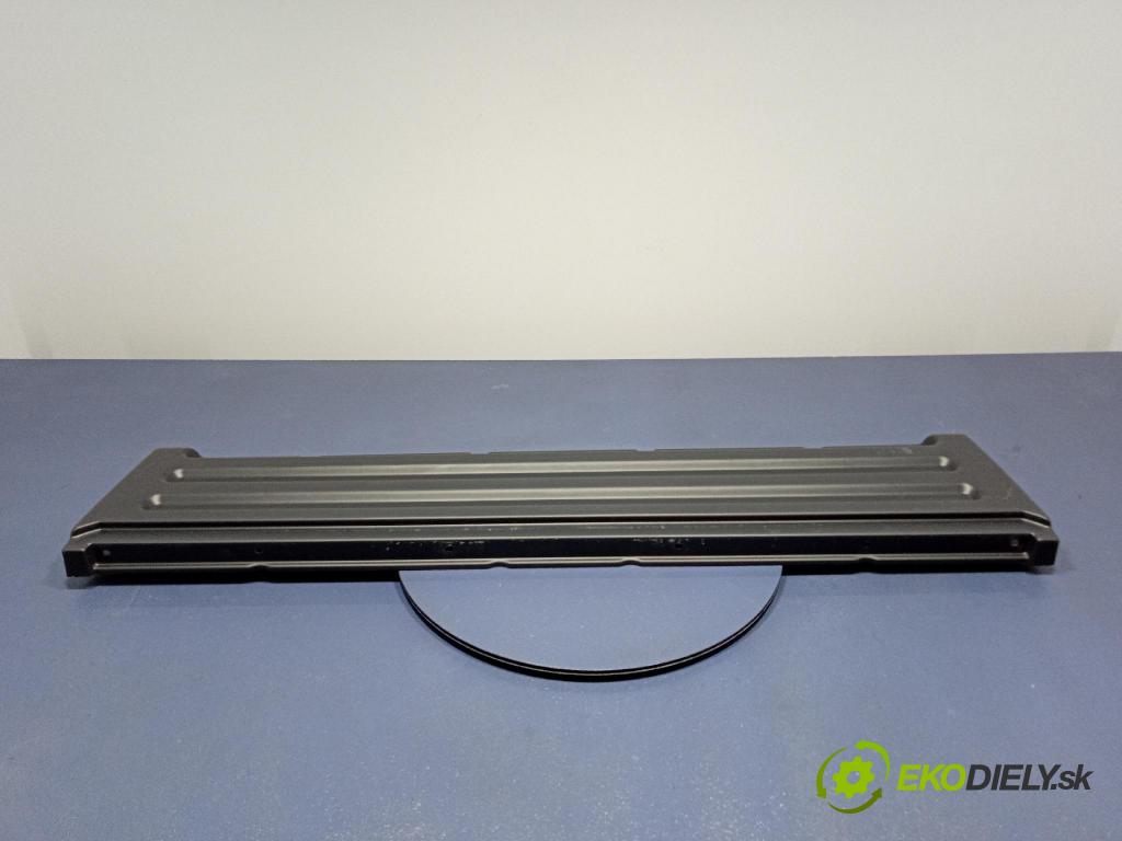 Peugeot 208 2017 kryt Plast: Interiéry: 9819621880