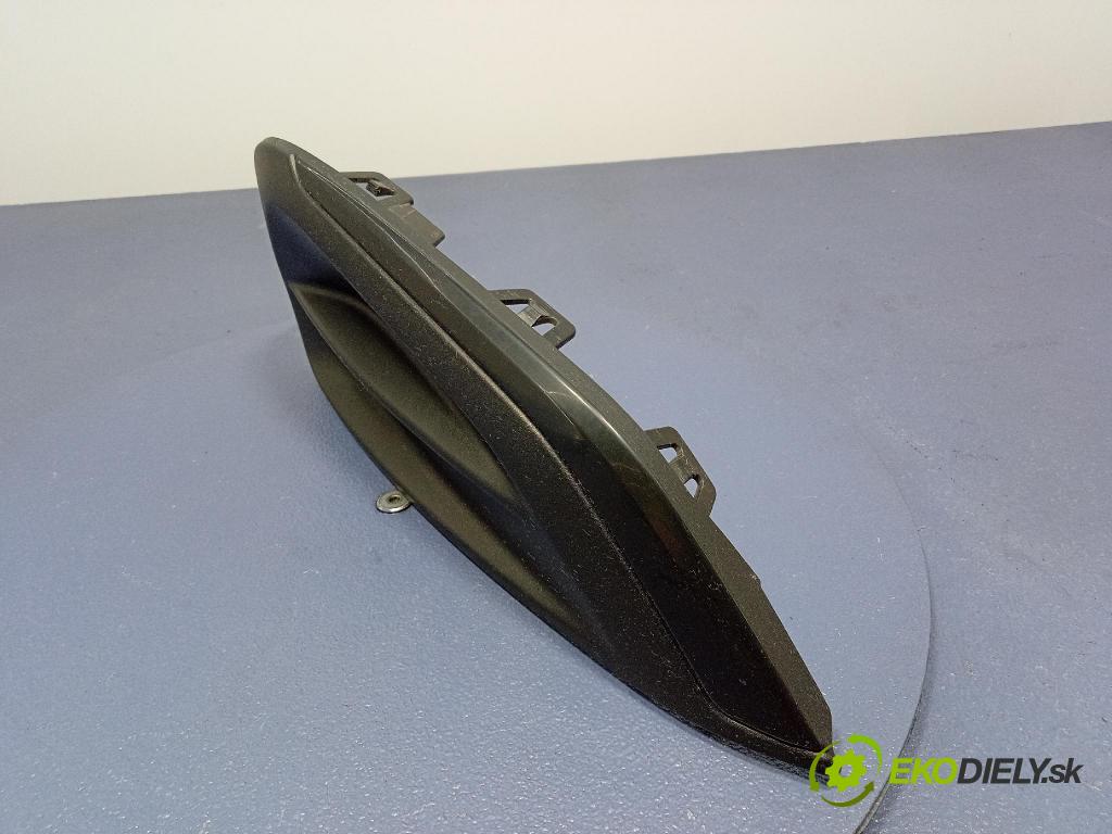 Peugeot 208 2017 nárazník Predné 9810533480