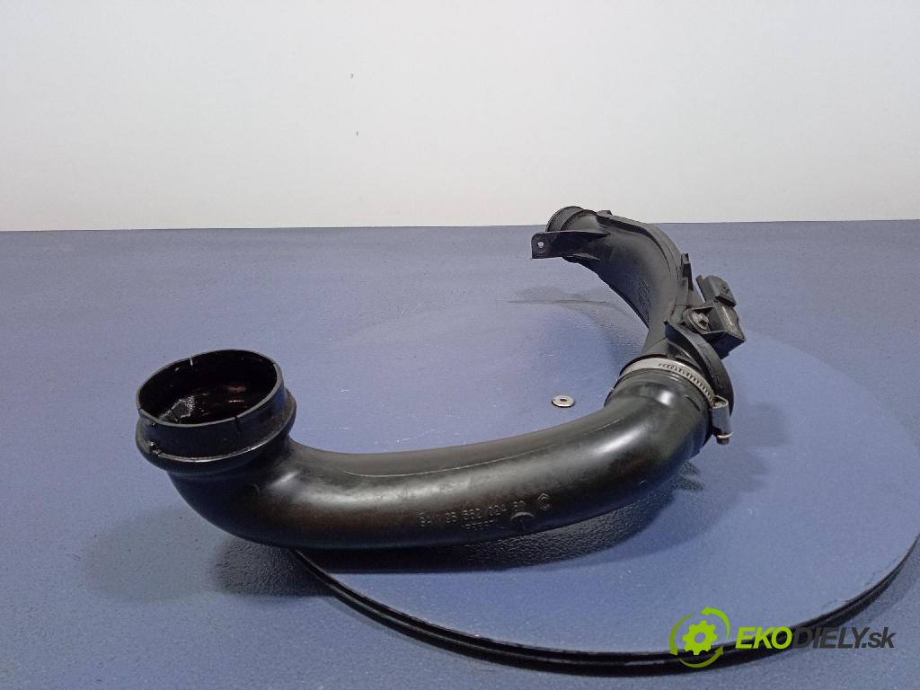 Citroen C4 picasso 2010 rúrka Vzduch: 9680617780