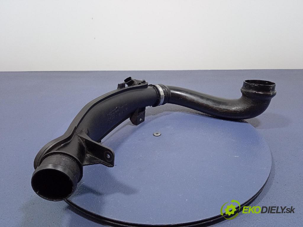 Citroen C4 picasso 2010 rúrka Vzduch: 9680617780