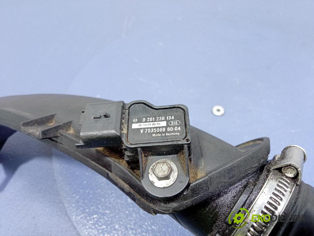 Citroen C4 picasso 2010 rúrka Vzduch: 9680617780