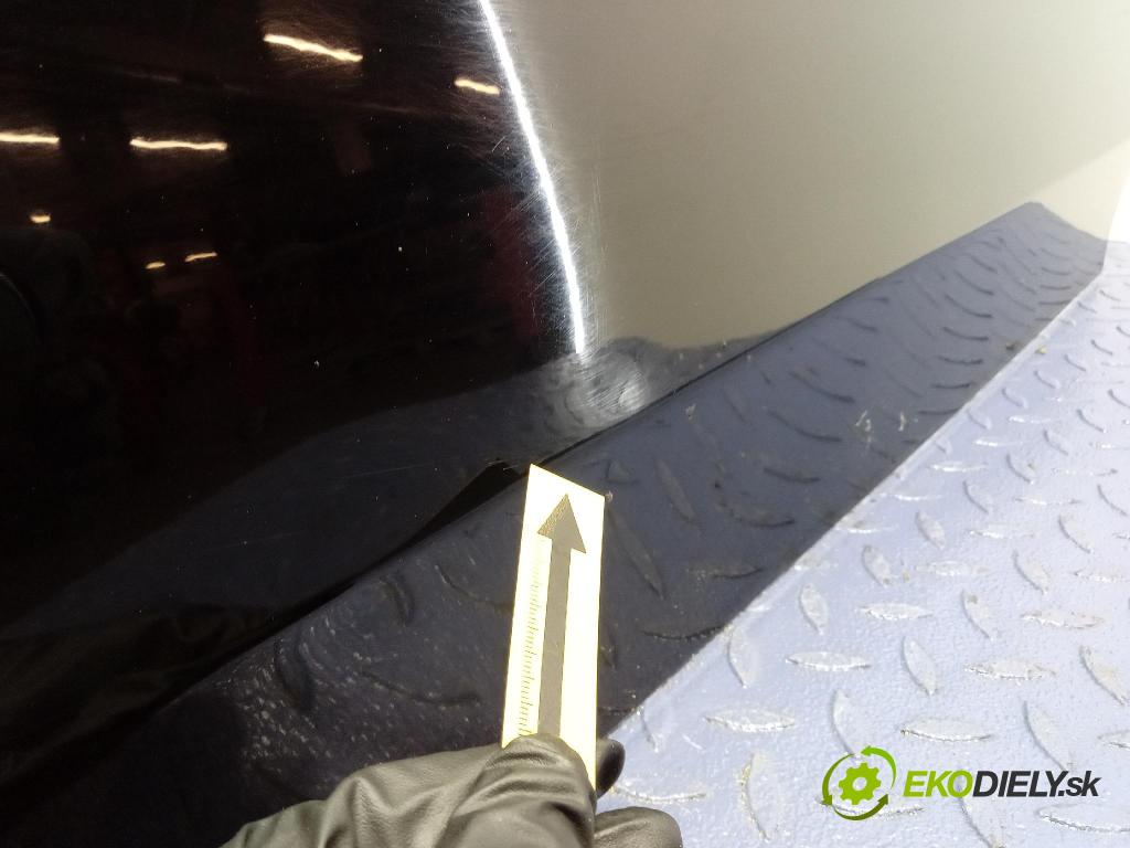 Honda Accord 2008 dvere Predné Vľavo: