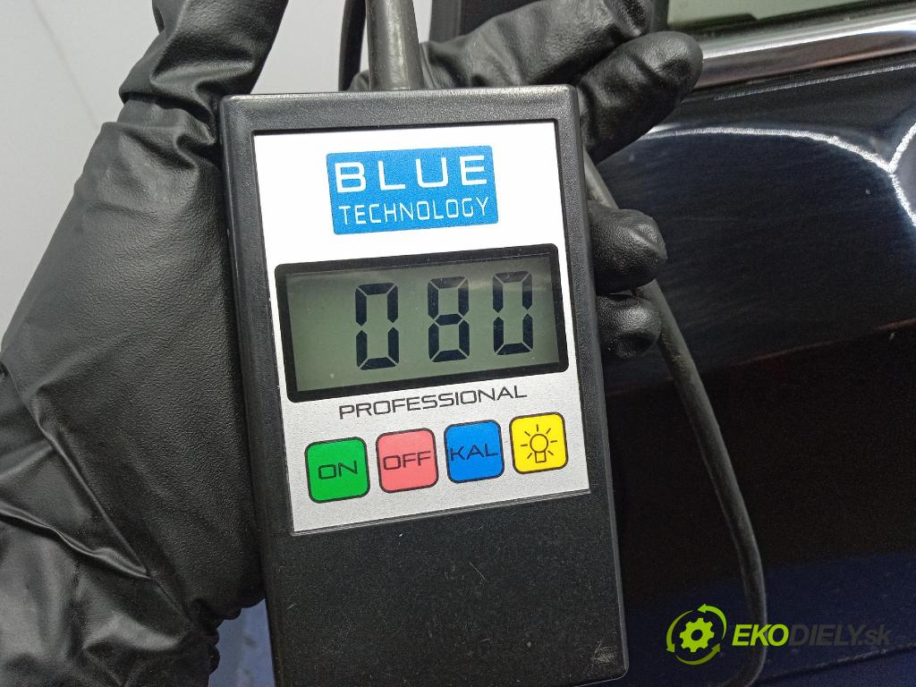 Honda Accord 2008 dveře Zad: Vlevo, odjet: