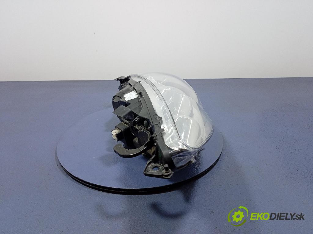 Peugeot 308 2008 Reflektor: v pravo: 20-B497