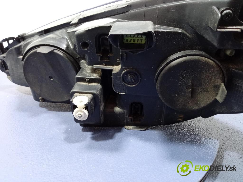 Peugeot 308 2008 Reflektor: v pravo: 20-B497