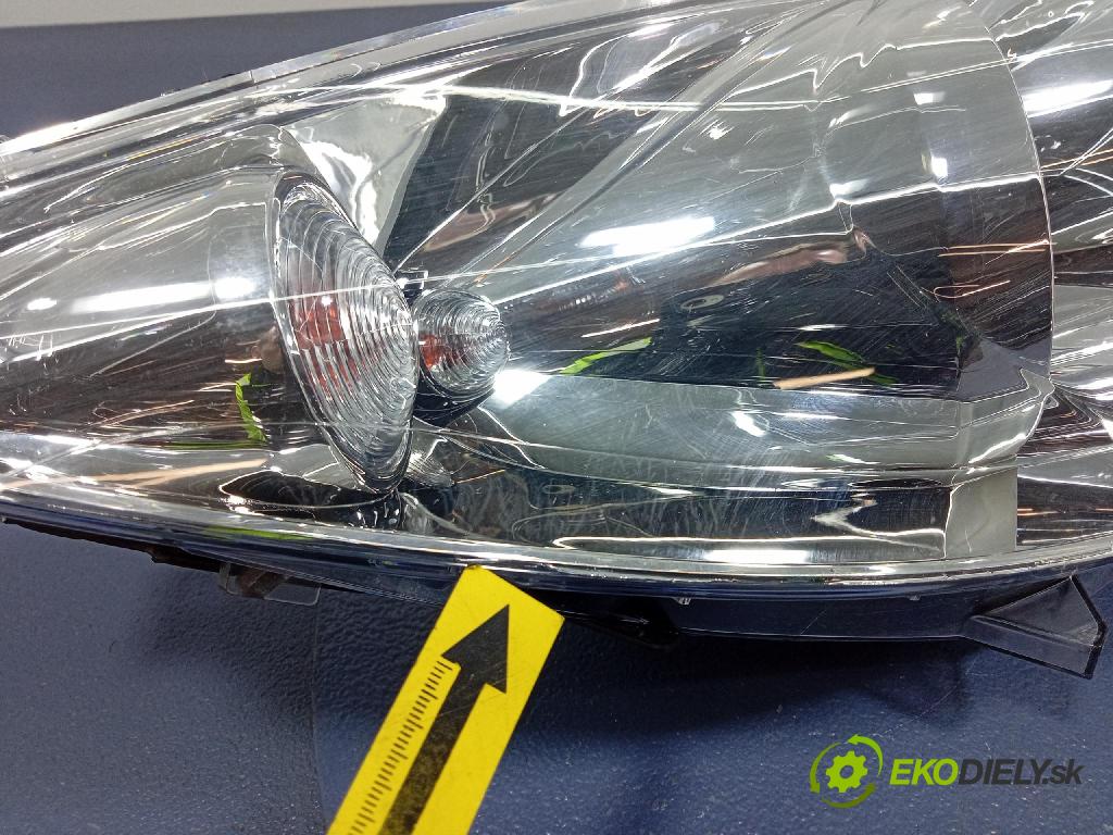 Peugeot 308 2008 Reflektor: v pravo: 20-B497