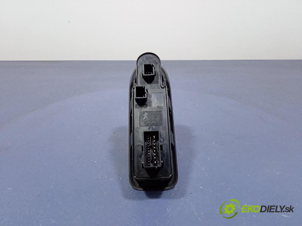 Peugeot 308 2008 prepínač Okná: 96644915XT