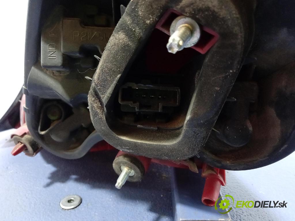 Peugeot 308 2008 svetlo / reflektor zad ľavá Vonkajsia: 9680425780