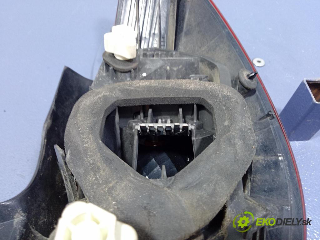 Opel Corsa 2007 svetlo / reflektor zad ľavá Vonkajsia: 13188047