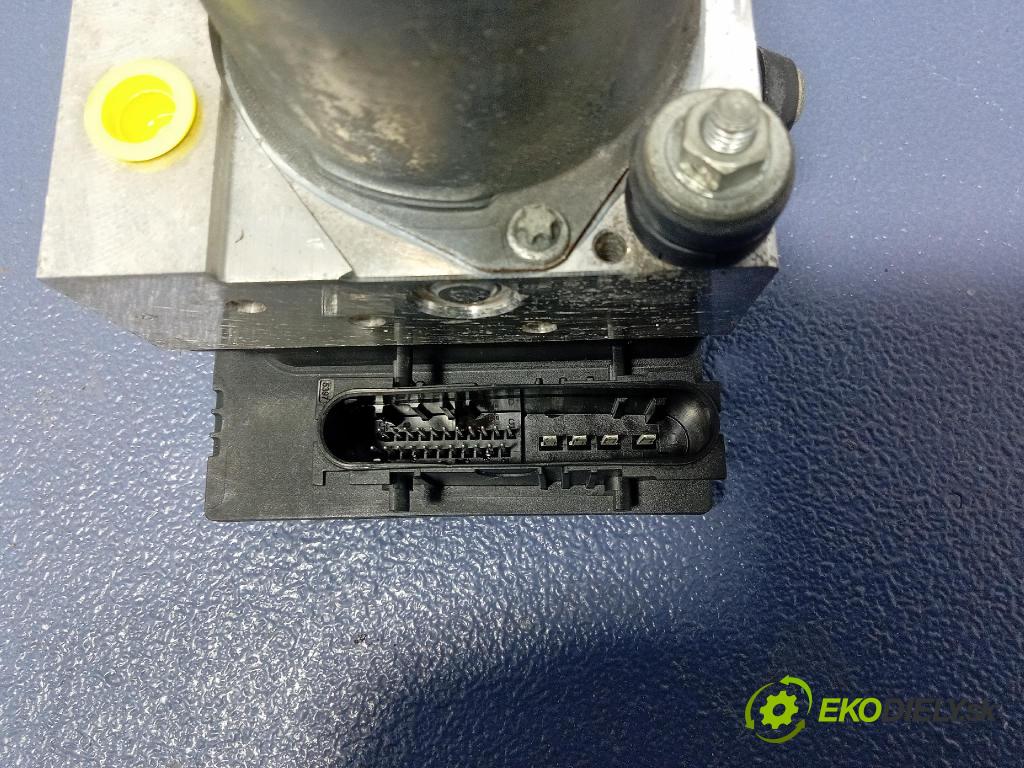 Opel Corsa 2007 čerpadlo ABS x 0265950402