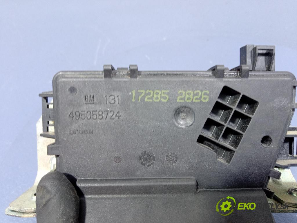 Opel Zafira 2006 zámok Klapky: kufra: 131495058724