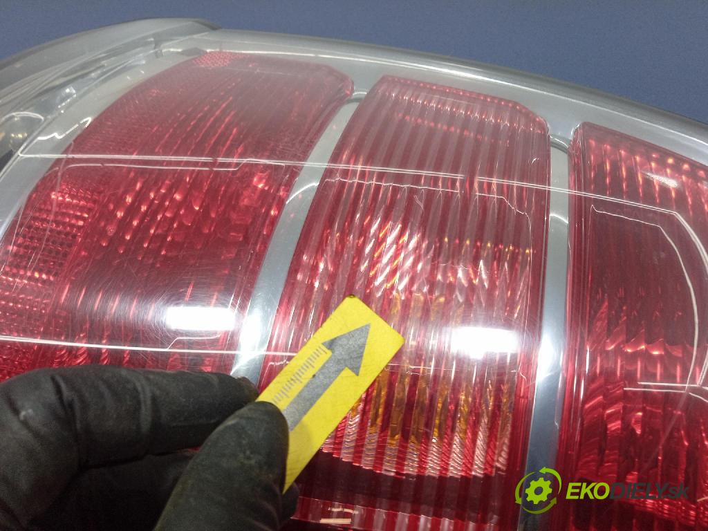 Opel Zafira 2006 svetlo / reflektor zad Prava: Vonkajsia: 24451843