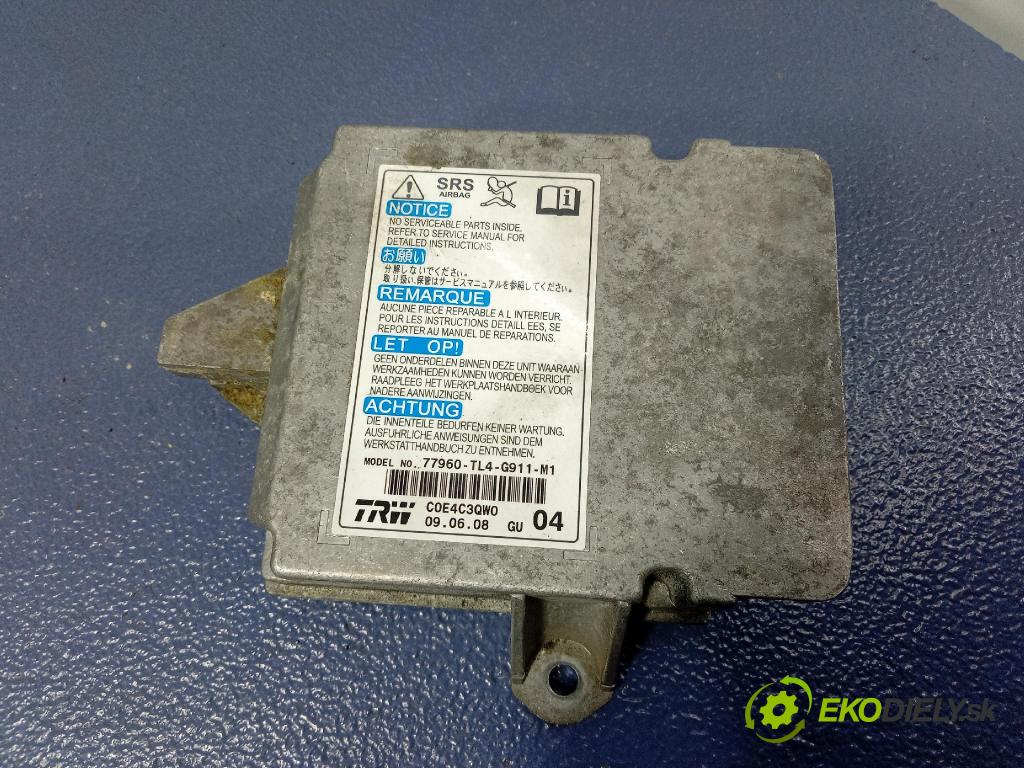 Honda Accord 2008 kokpit,pristrojová doska