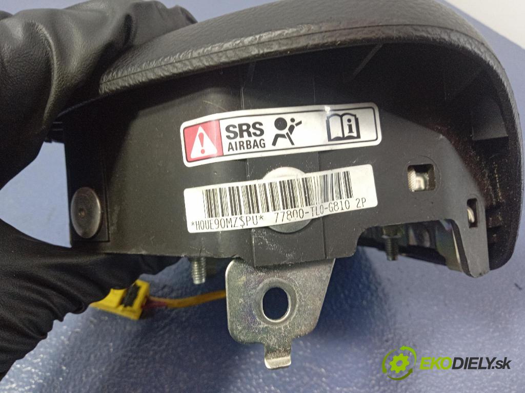 Honda Accord 2008 kokpit,pristrojová doska