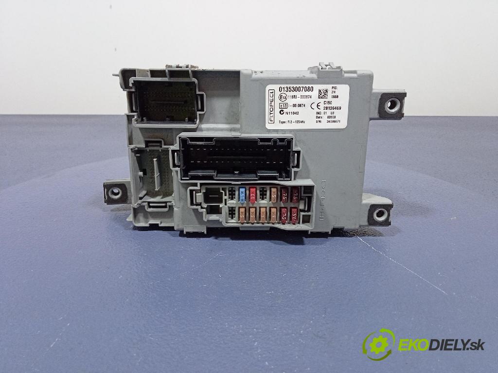 Peugeot Bipper 2008 skrinka Poistky: 01353007080