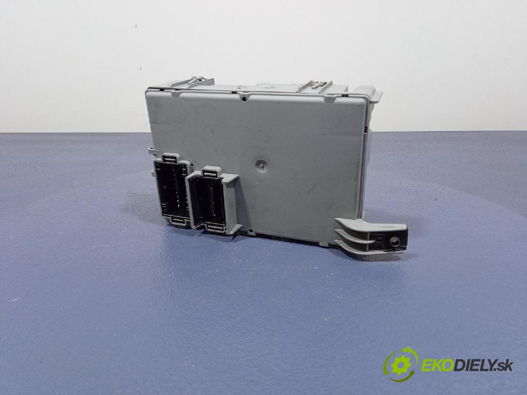 Peugeot Bipper 2008 skrinka Poistky: 01353007080