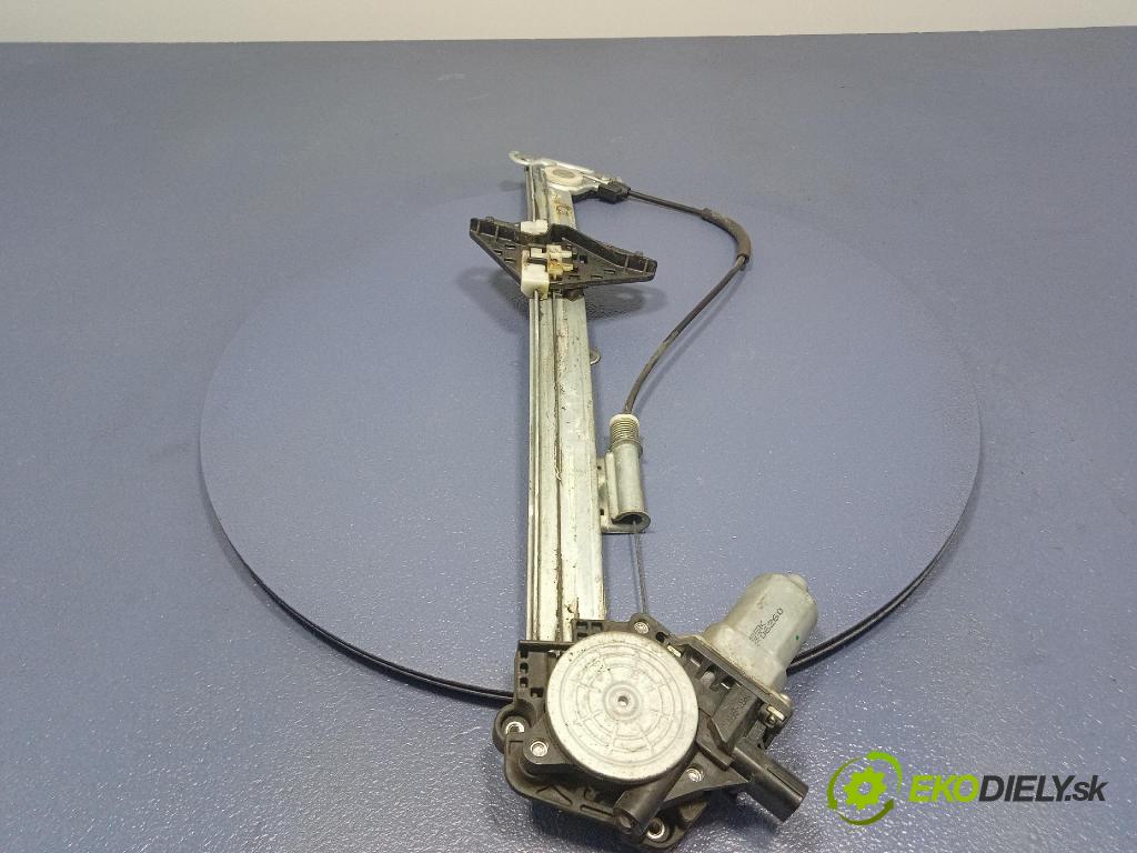 Honda Accord 2008 mechanizmus okna Okná: Predné v pravo: CM011970