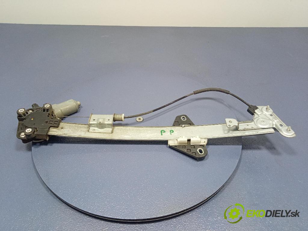 Honda Accord 2008 mechanismus stahování Sklenka: před v pravo: CM011970