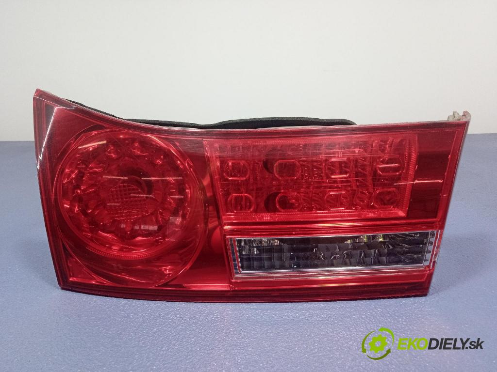 Honda Accord 2008 svetlo / reflektor zad ľavá Vnútri: P8129L