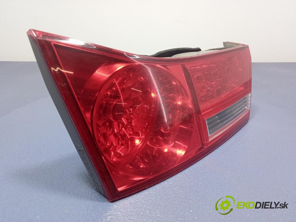 Honda Accord 2008 svetlo / reflektor zad ľavá Vnútri: P8129L