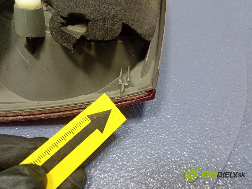 Honda Accord 2008 svetlo / reflektor zad ľavá Vnútri: P8129L