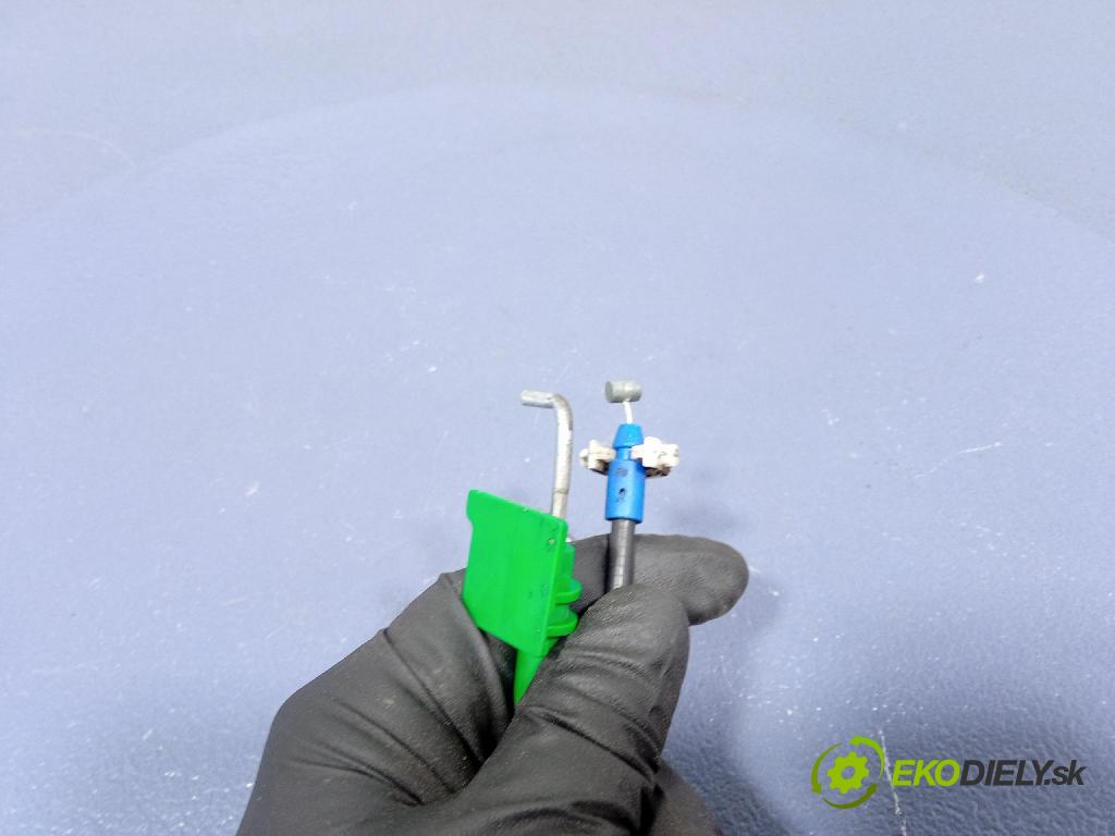 Peugeot Bipper 2008 zámok dvere Predné Vľavo: