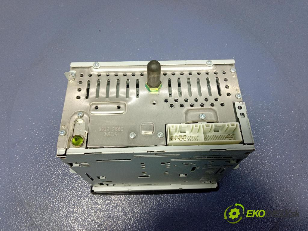 Hyundai Ix20 2011 Radio I Navigácia: 96160-1K050