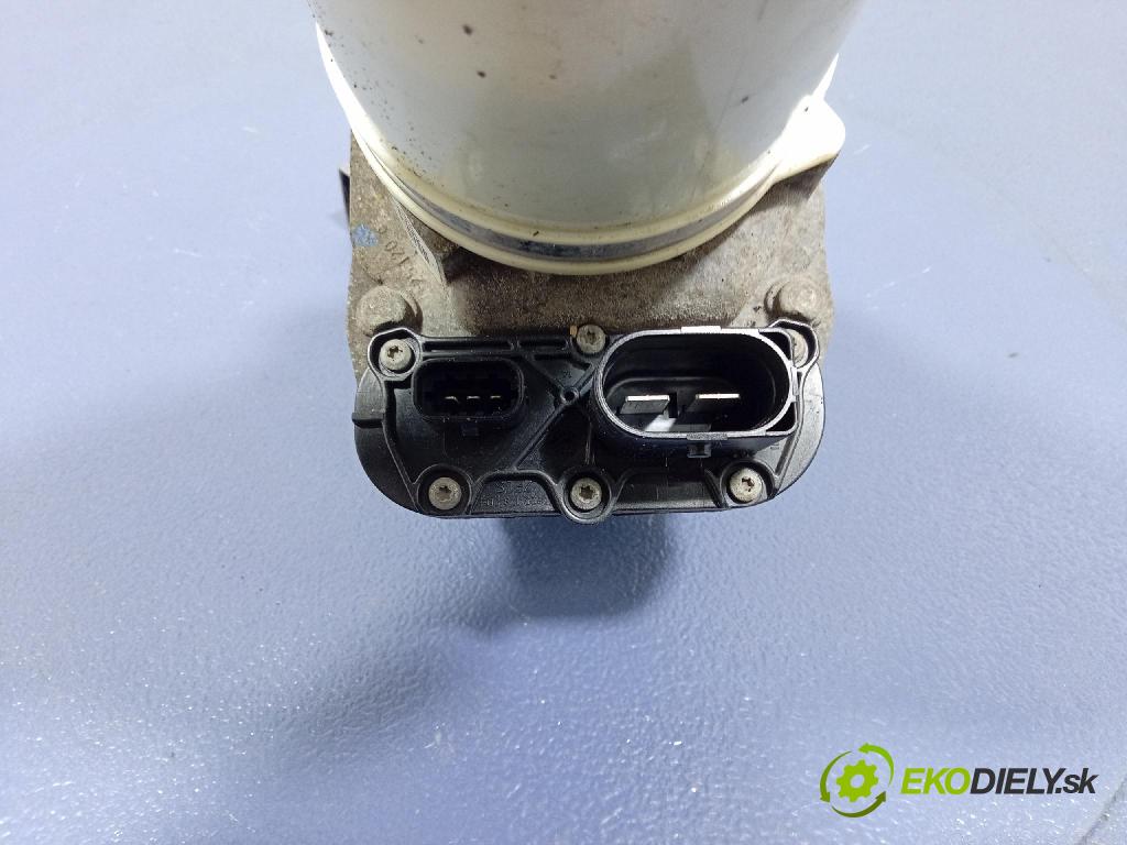 Opel Zafira 2006 čerpadlo Asistencia: Manažéri: 13192897