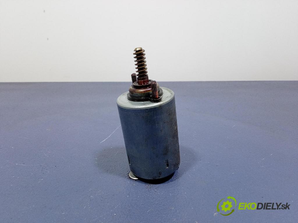 Bmw Seria 3 2003 Aktuátor: 7509295