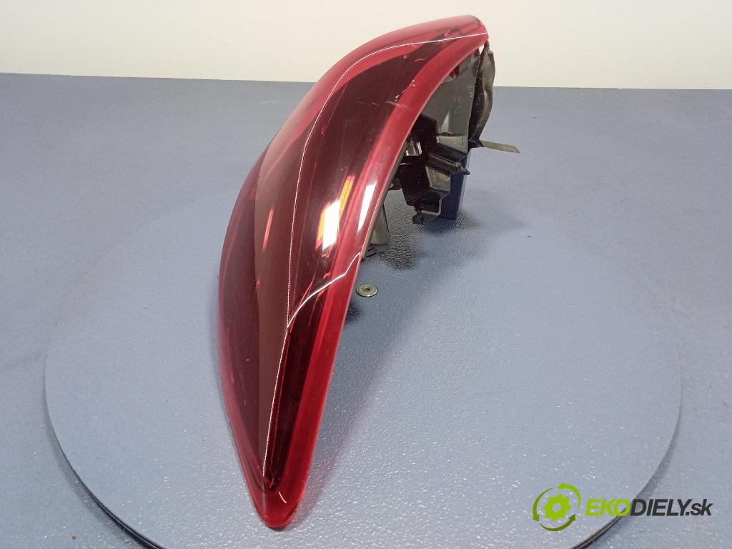 Ford Kuga 0 svetlo / reflektor zad Prava: Vonkajsia: PV4B-13404-AE