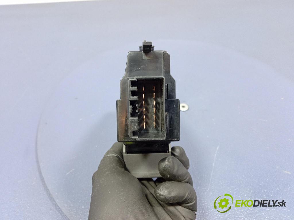 Volvo V70 2000 prepínač Okná: 9452939