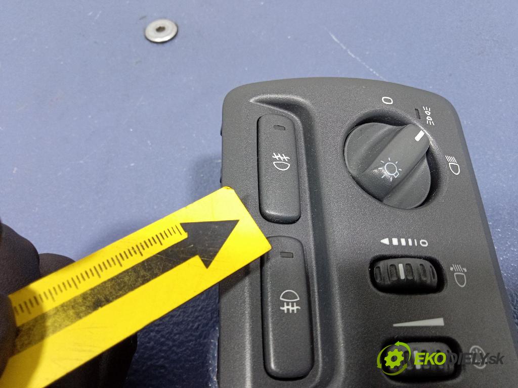 Volvo V70 2000 prepínač svetiel 9441233
