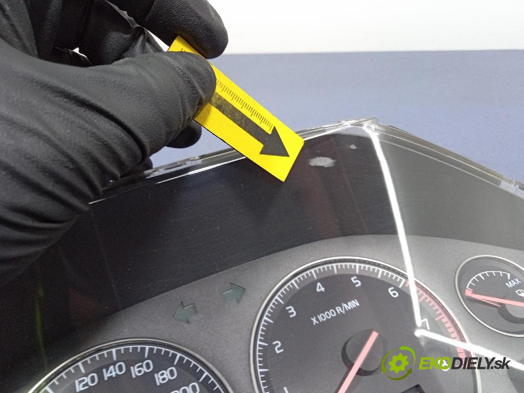 Volvo V70 2000 prístrojovka/ budíky 9499668