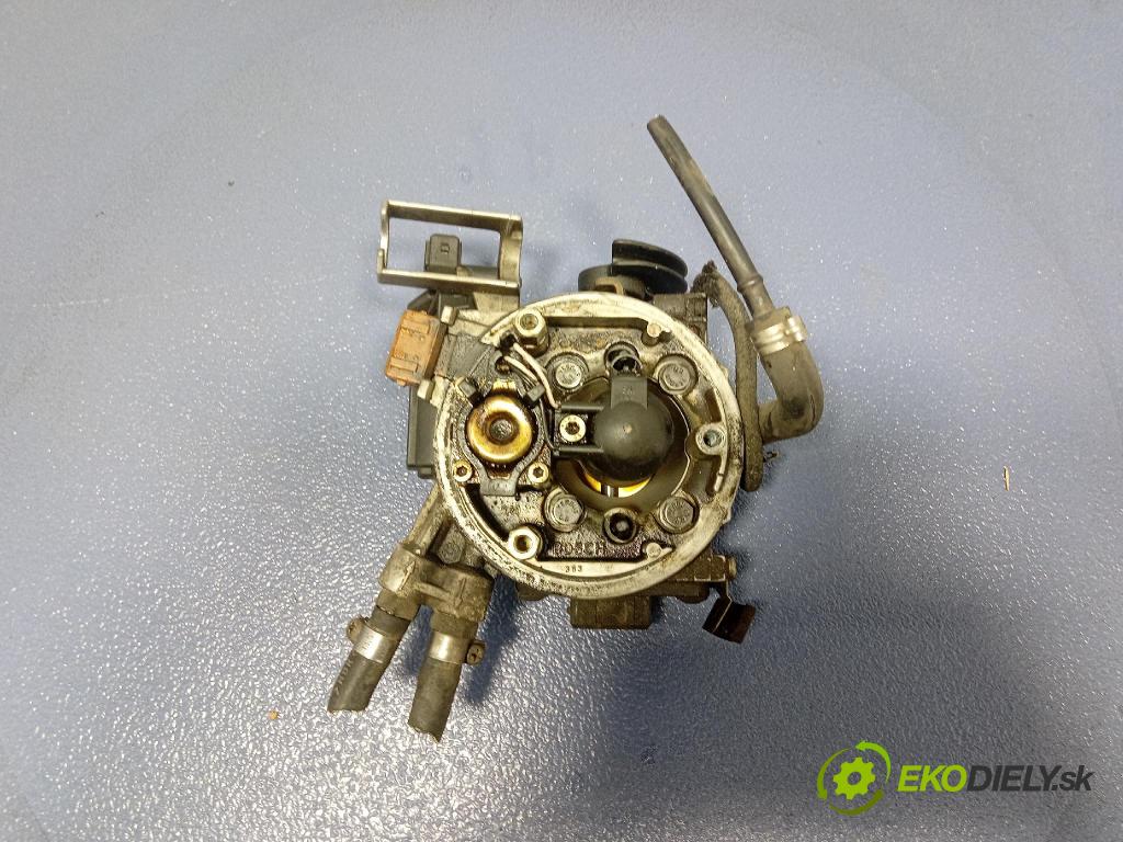 Volkswagen Vento 1.8 cl 1994 vstřikovač 0438201154