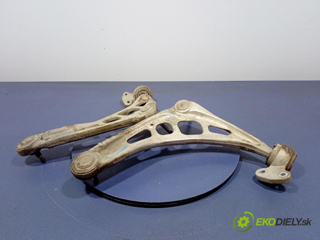 Bmw Seria 3 2003 Predné Vľavo: 2282121