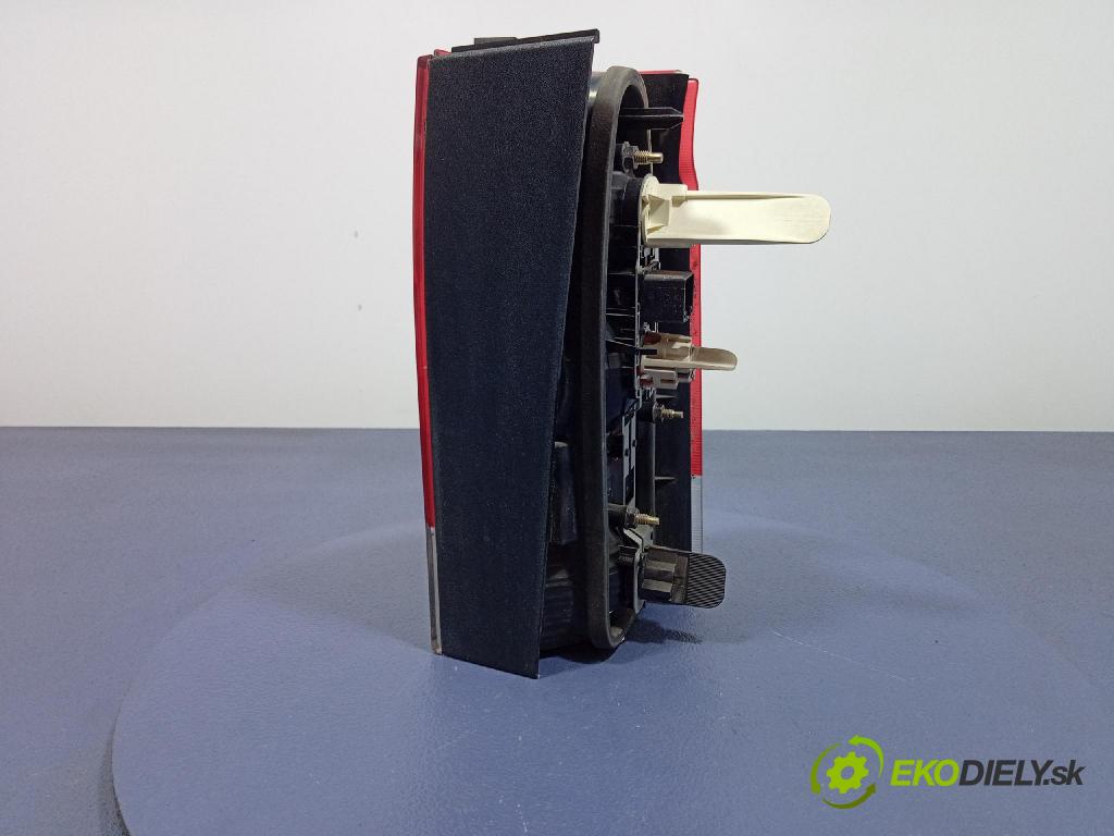 Volvo V70 2000 svetlo / reflektor zad ľavá Vonkajsia: 9154497