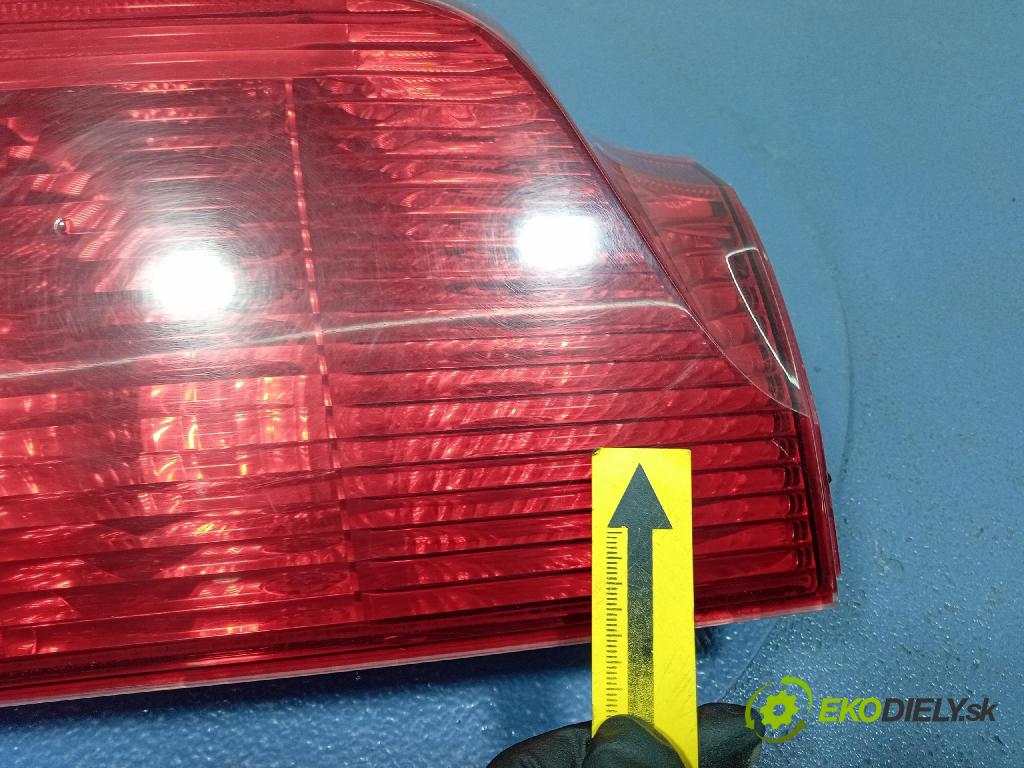 Volvo V70 2000 svetlo / reflektor zad ľavá Vonkajsia: 9154497