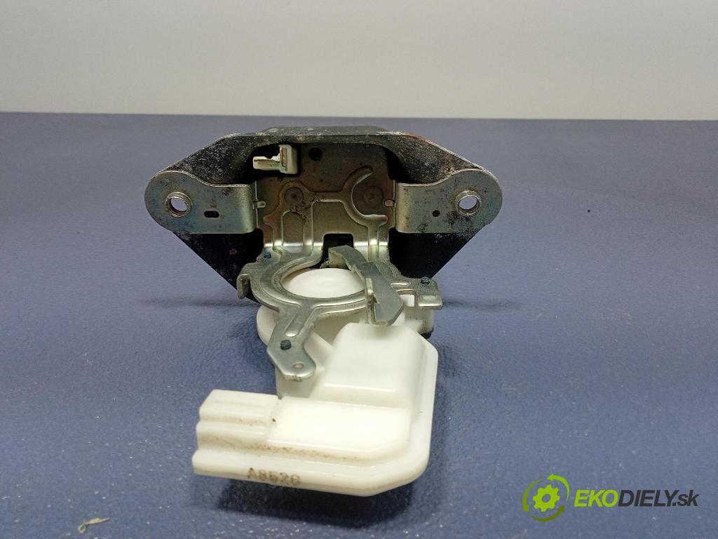 Honda Accord 2008 zámok Klapky: kufra: