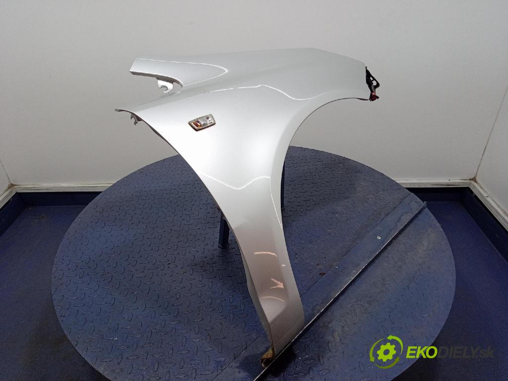 Opel Corsa 2007 blatník Predné v pravo: