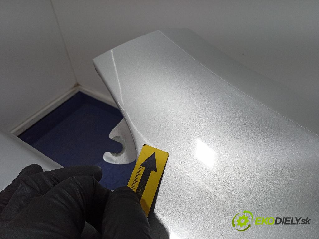 Opel Corsa 2007 blatník Predné v pravo: