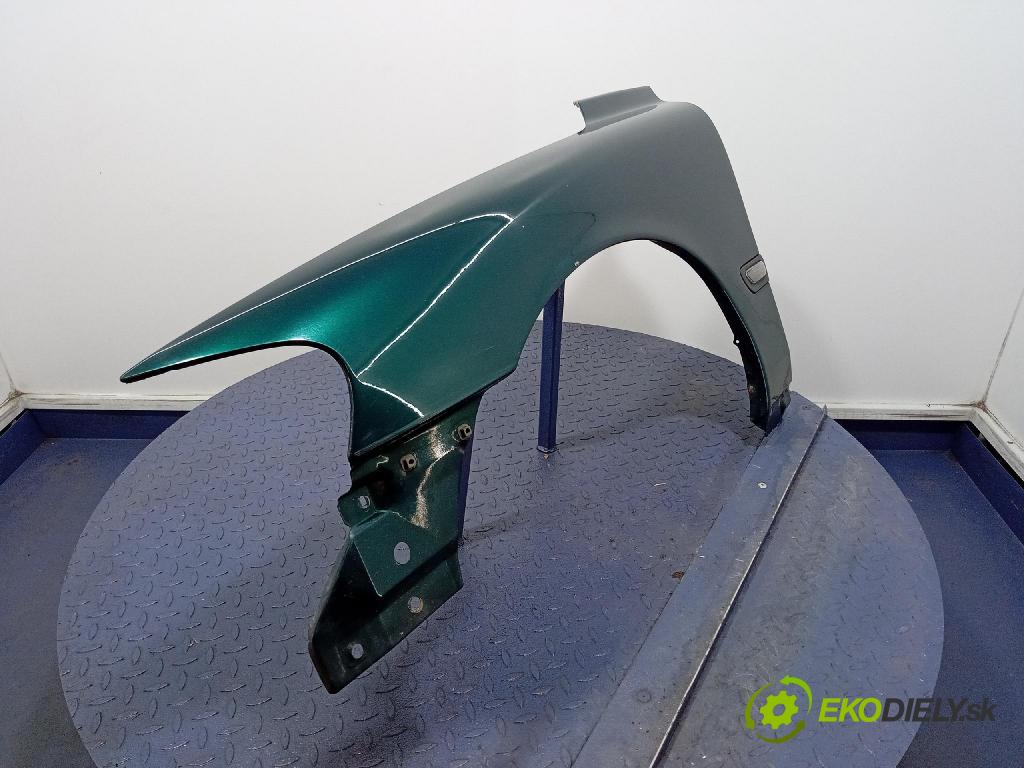 Volvo V70 2000 blatník Predné Vľavo: