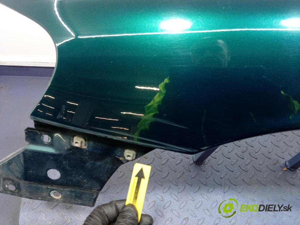 Volvo V70 2000 blatník Predné Vľavo: