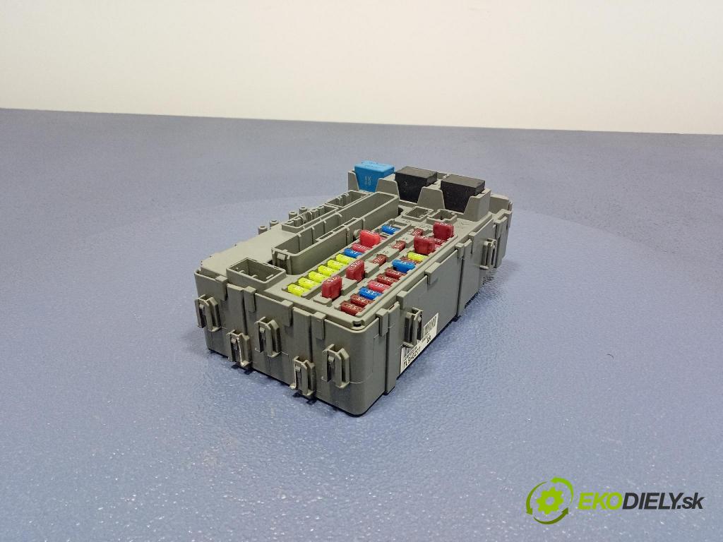 Honda Accord 2008 skříňka Pojistky 116RA-000008