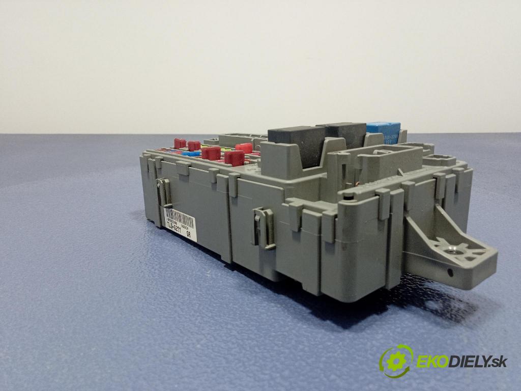 Honda Accord 2008 skříňka Pojistky 116RA-000008