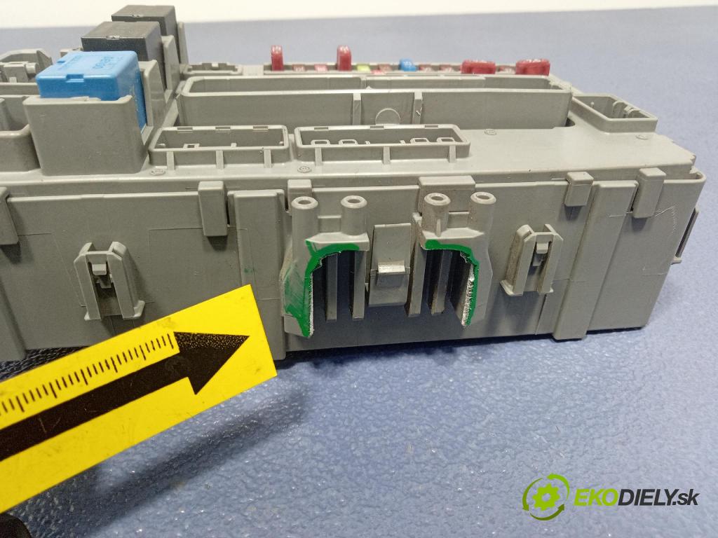 Honda Accord 2008 skříňka Pojistky 116RA-000008