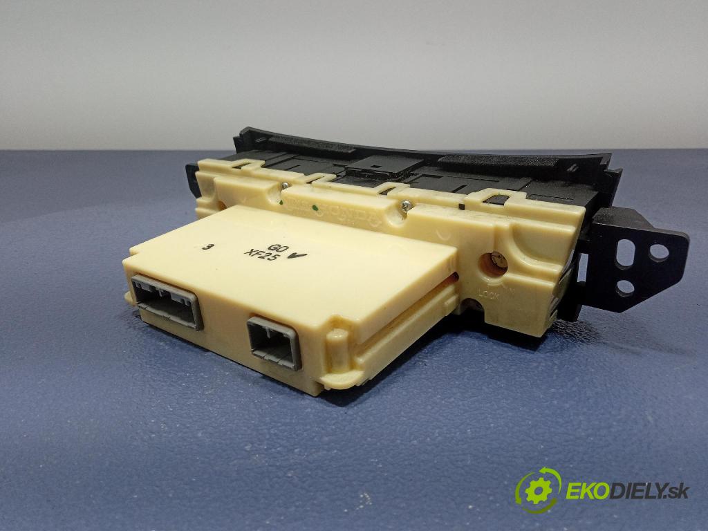 Honda Accord 2008 prepínač Klimatizácia: Prúd vzduchu: D08Y4