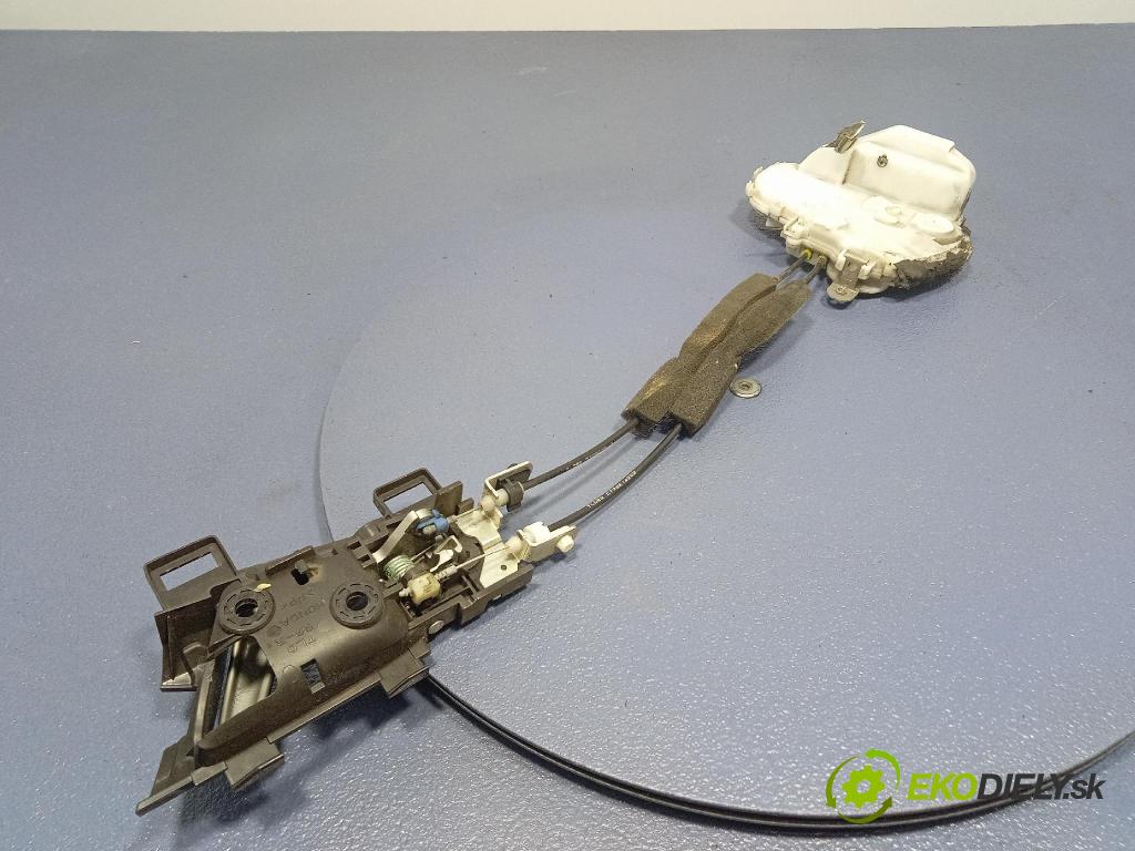 Honda Accord 2008 zámek dveře Zad: v pravo: 