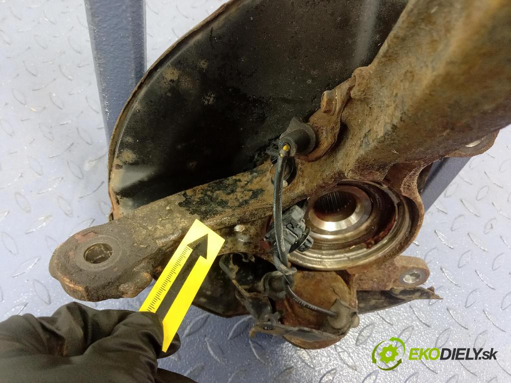 Honda Accord 2008 náboj levá