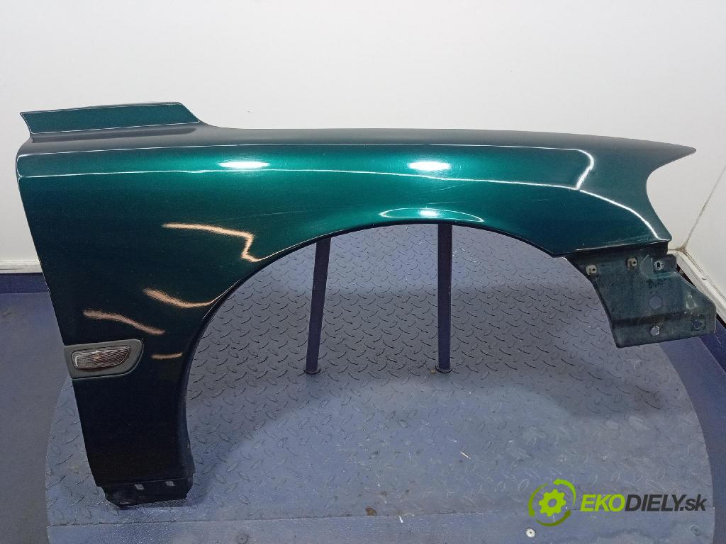 Volvo V70 2000 blatník Predné v pravo: